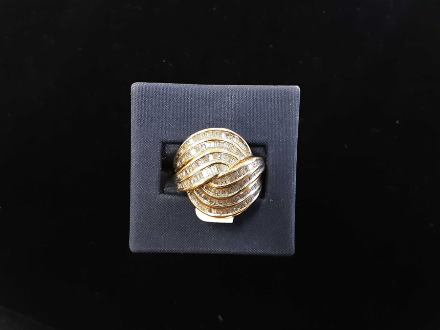 Women's Ring - Yellow Gold 10k (.417) 7.5 grams Size 9