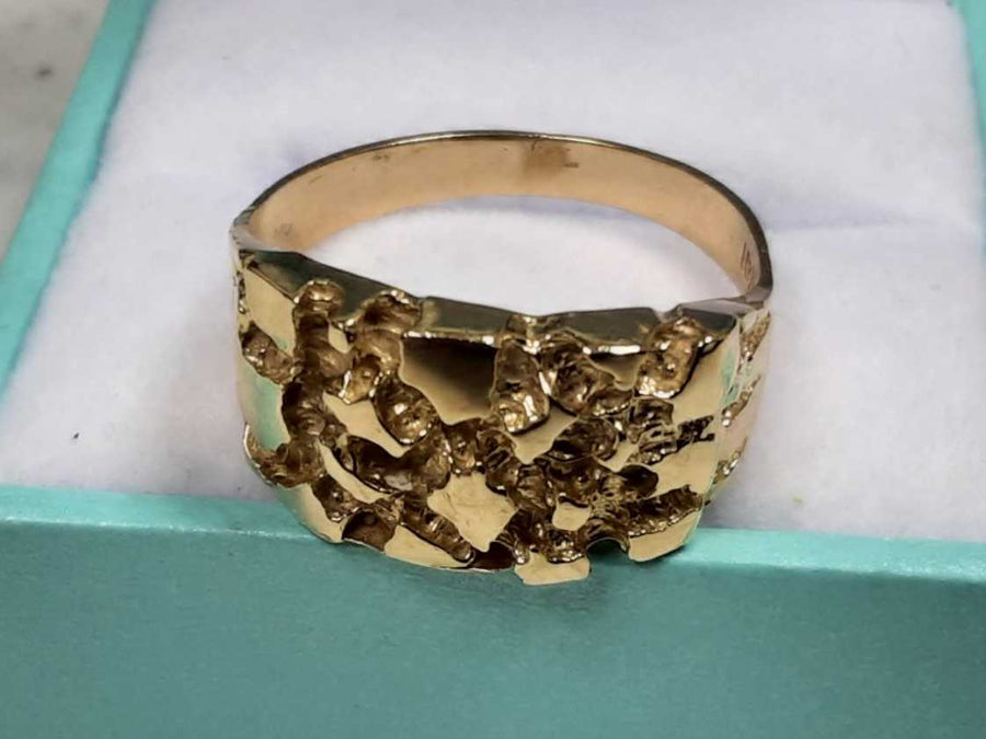 Men's Ring - Yellow Gold 10k (.417) 4.1 grams Size 10.5