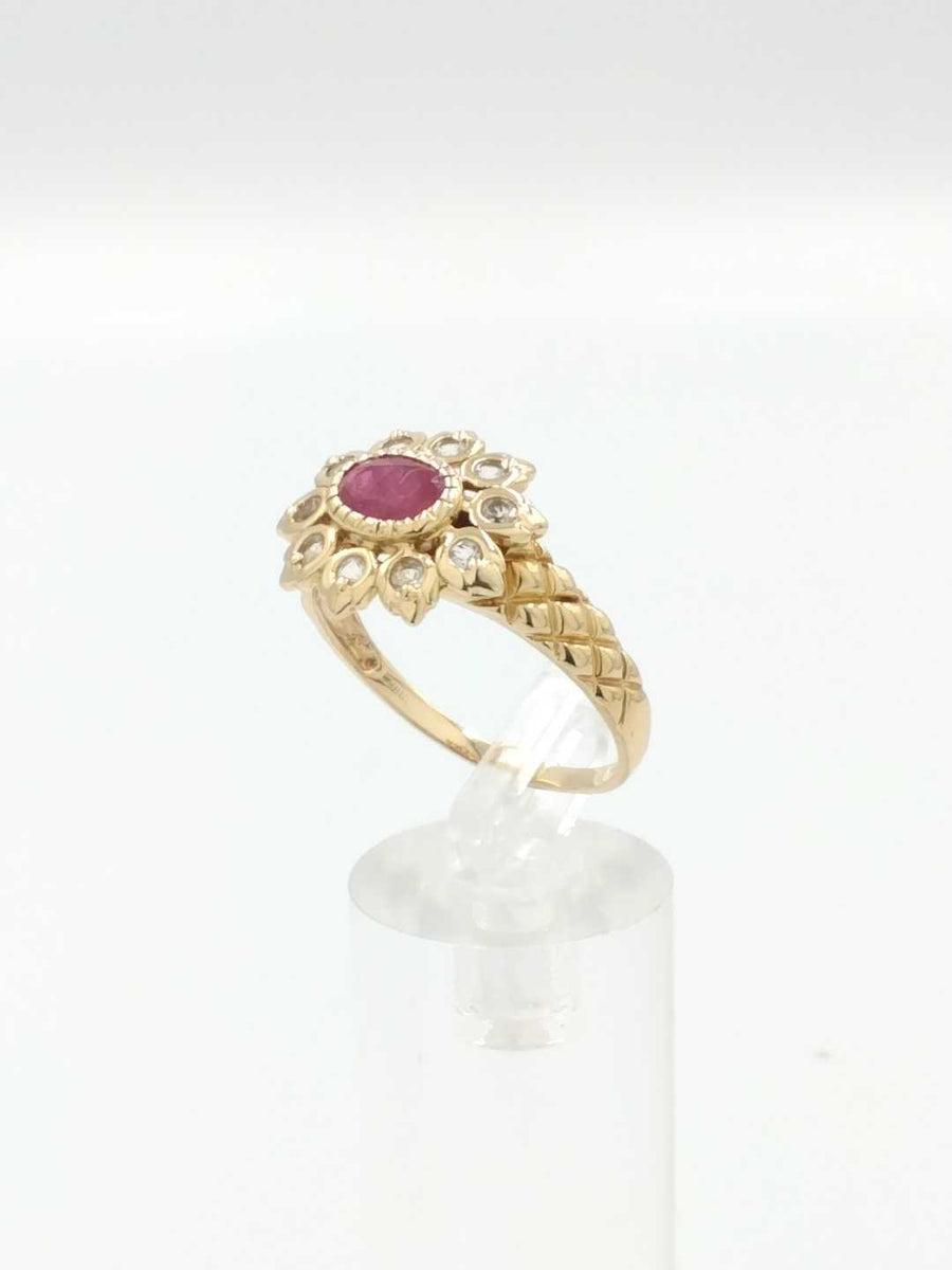 Women's Ring - Yellow Gold 14k (.585) 4.2 grams Size 11