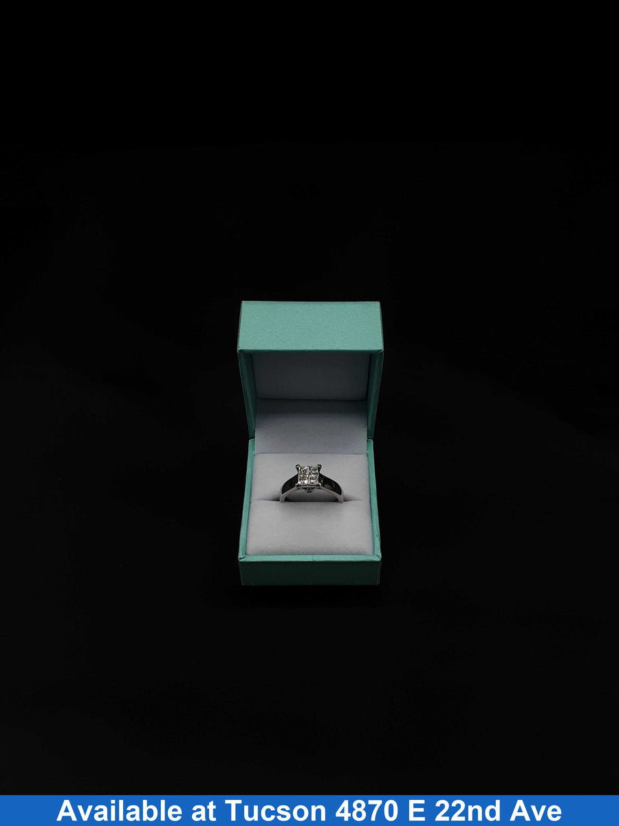 Women's Ring - Solitaire - White Gold 14k (.585) 4.3 grams Size 7