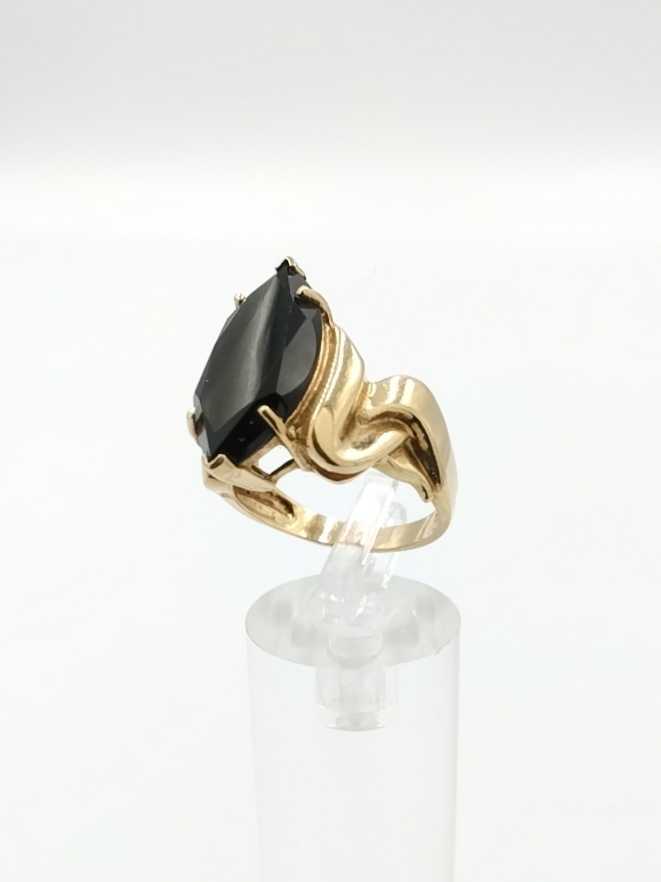 Women's Ring - Yellow Gold 14k (.585) 5.6 grams Size 7.5