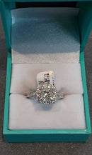 Women's Ring - Anniversary - White Gold 14k (.585) 5.9 grams Size 7