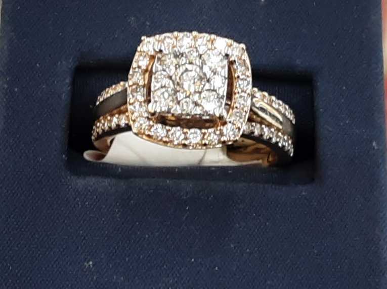 Ring - Engagement Set - Yellow Gold 14k (.585) 6.6 grams Size 7
