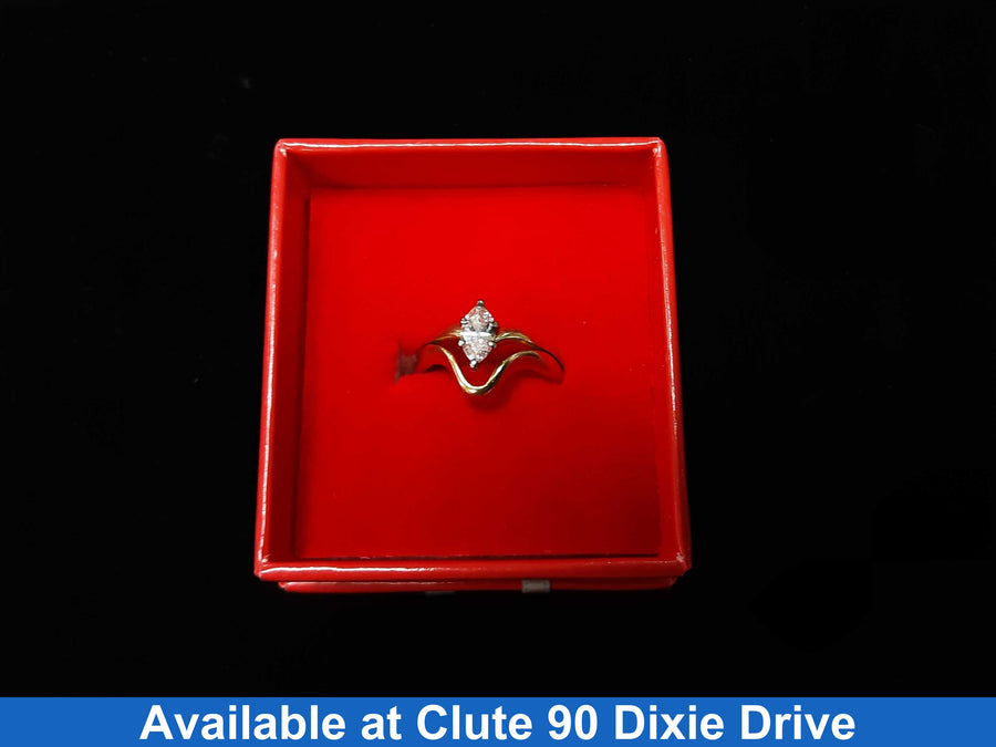 Women's Ring - Solitaire - Yellow Gold 14k (.585) 3.9 grams Size 7