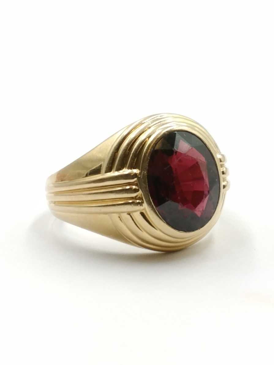 Men's Ring - Yellow Gold 14k (.585) 8.3 grams Size 10