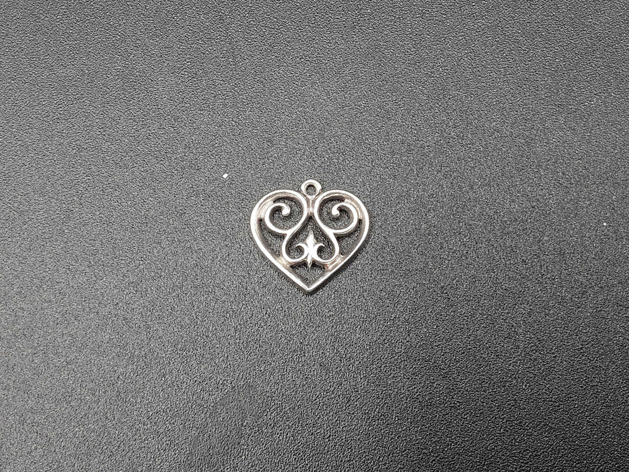 Pendant - Silver 1.7 grams