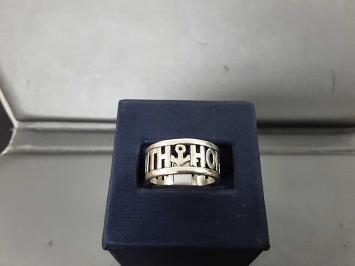 Women's Ring - Silver 5.7 grams Size 6.5