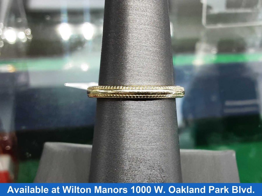 Women's Ring - Anniversary - Yellow Gold 14k (.585) 2.7 grams Size 7