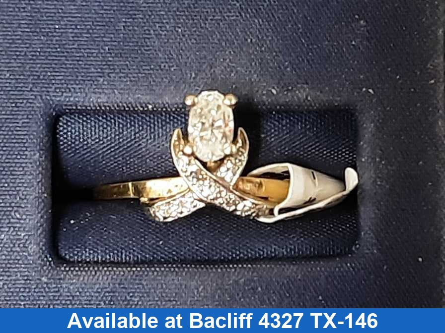 Women's Ring - Solitaire - Yellow Gold 14k (.585) 2.4 grams Size 8