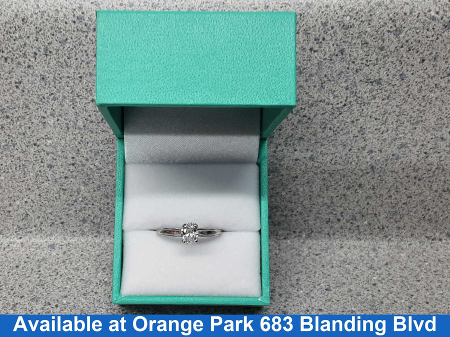 Women's Ring - Solitaire - White Gold 14k (.585) 2.5 grams Size 7