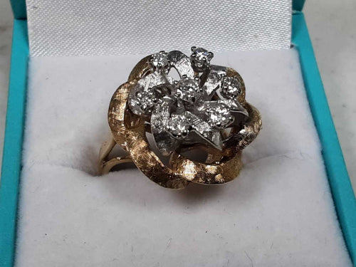 Women's Ring - Yellow Gold 14k (.585) 7.9 grams Size 6