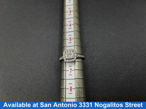Women's Ring - White Gold 10k (.417) 2.5 grams Size 6.5
