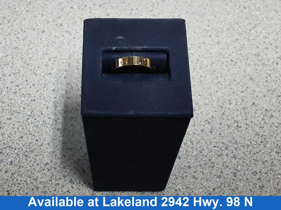 Women's Ring - Yellow Gold 18k (.750) 3.1 grams Size 5.5