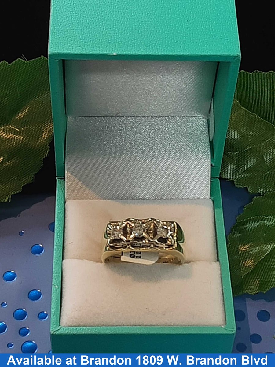 Men's Ring - Yellow Gold 14k (.585) 6 grams Size 9