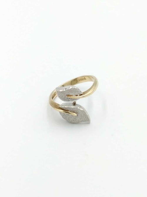 Women's Ring - Yellow Gold 14k (.585) 5.5 grams Size 7