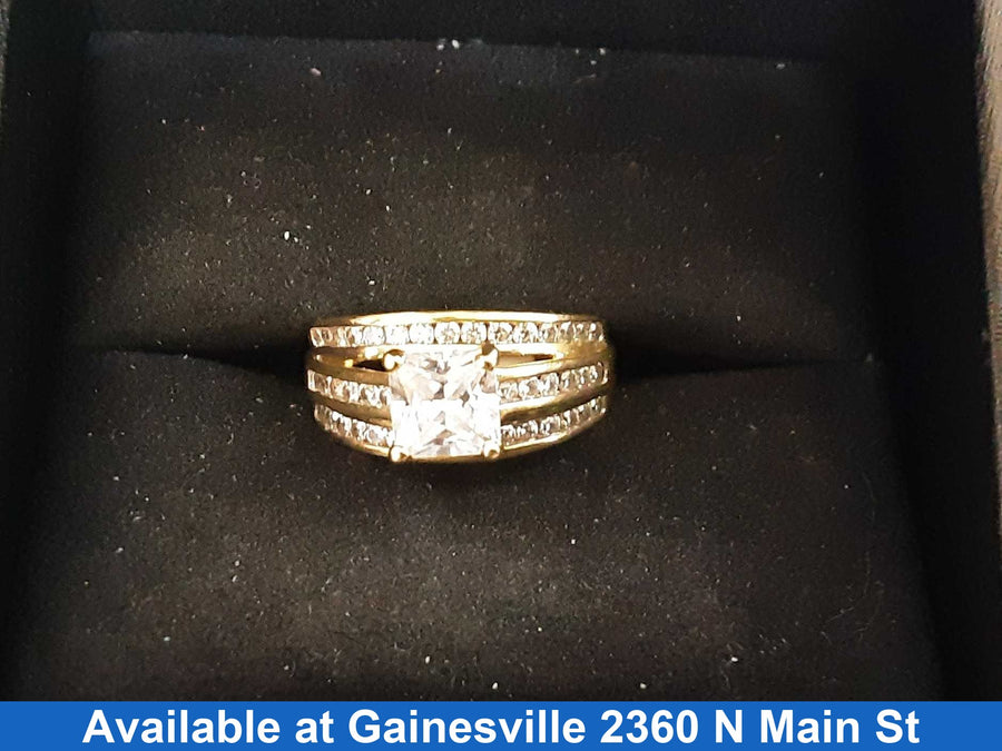 Ring - Wedding Set - Yellow Gold 10k (.417) 3.5 grams Size 6.5