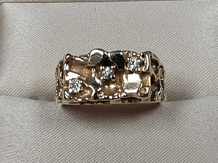 Men's Ring - Yellow Gold 10k (.417) 5.4 grams Size 8