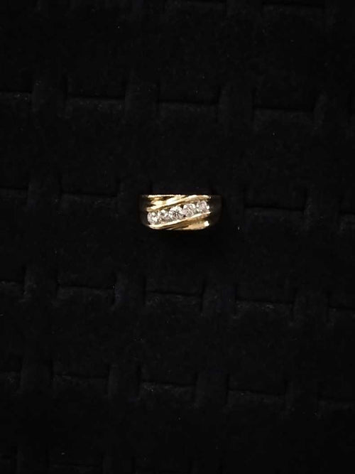 Ring - Wedding Band - Yellow Gold 14k (.585) 9 grams Size 9