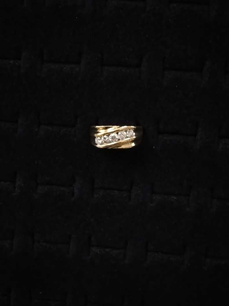Ring - Wedding Band - Yellow Gold 14k (.585) 9 grams Size 9