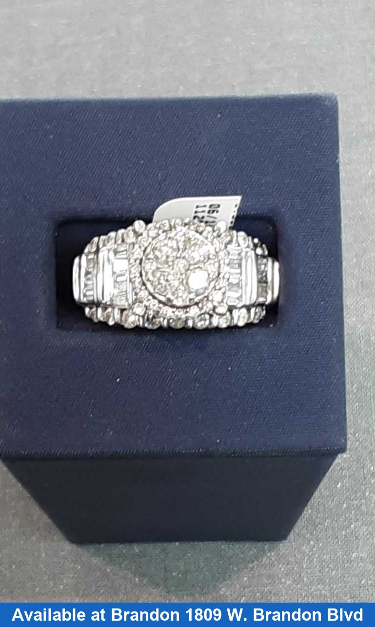 Women's Ring - White Gold 10k (.417) 12.1 grams Size 9