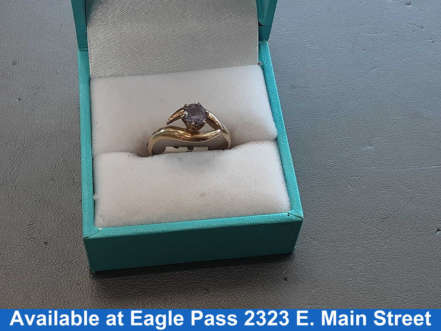 Women's Ring - Yellow Gold 10k (.417) 2 grams Size 6.5