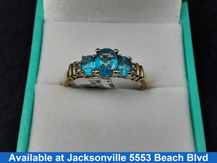 Women's Ring - Yellow Gold 10k (.417) 2.7 grams Size 10