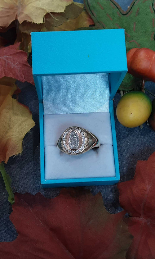 Men's Ring - Yellow Gold 18k (.750) 6 grams Size 10.5