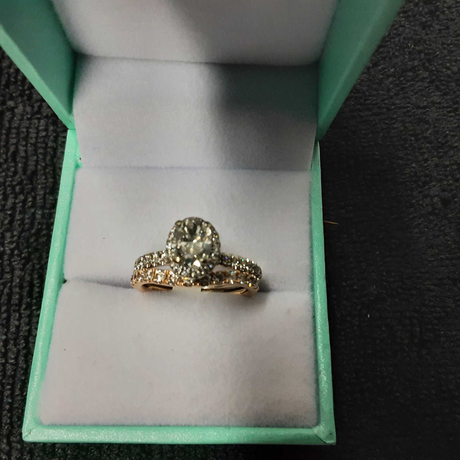 Women's Ring - Tricolor Gold 14k (.585) 4.8 grams Size 5