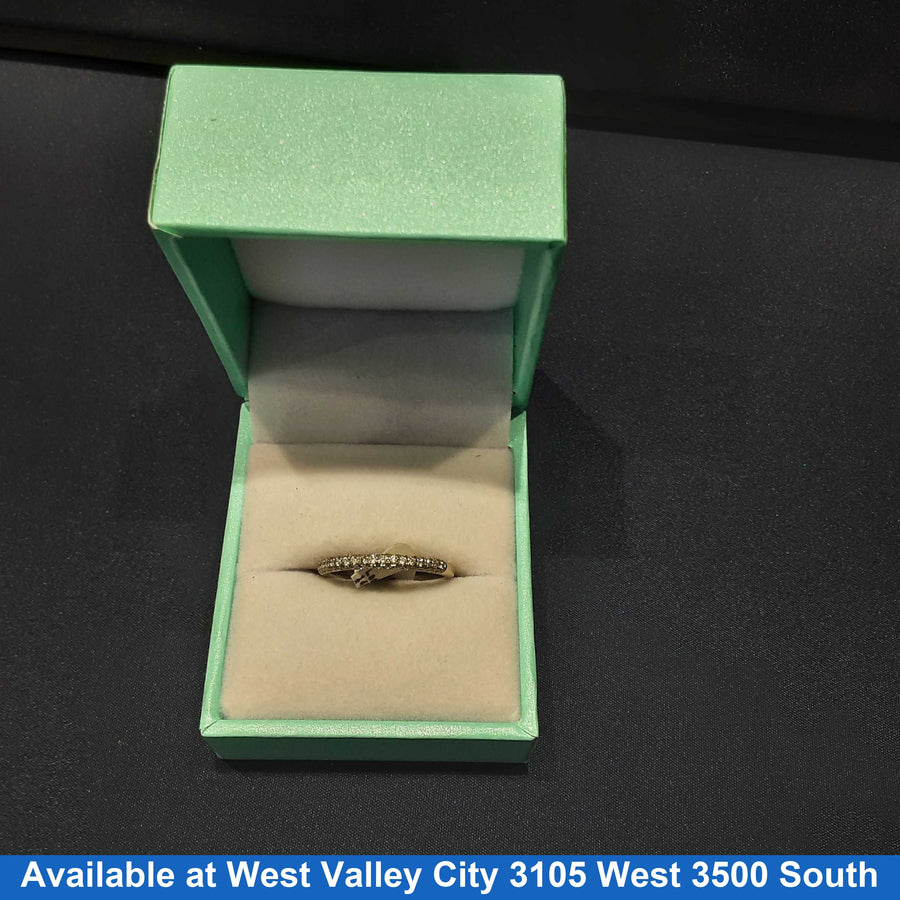 Women's Ring - Anniversary - White Gold 14k (.585) 1.5 grams Size 5