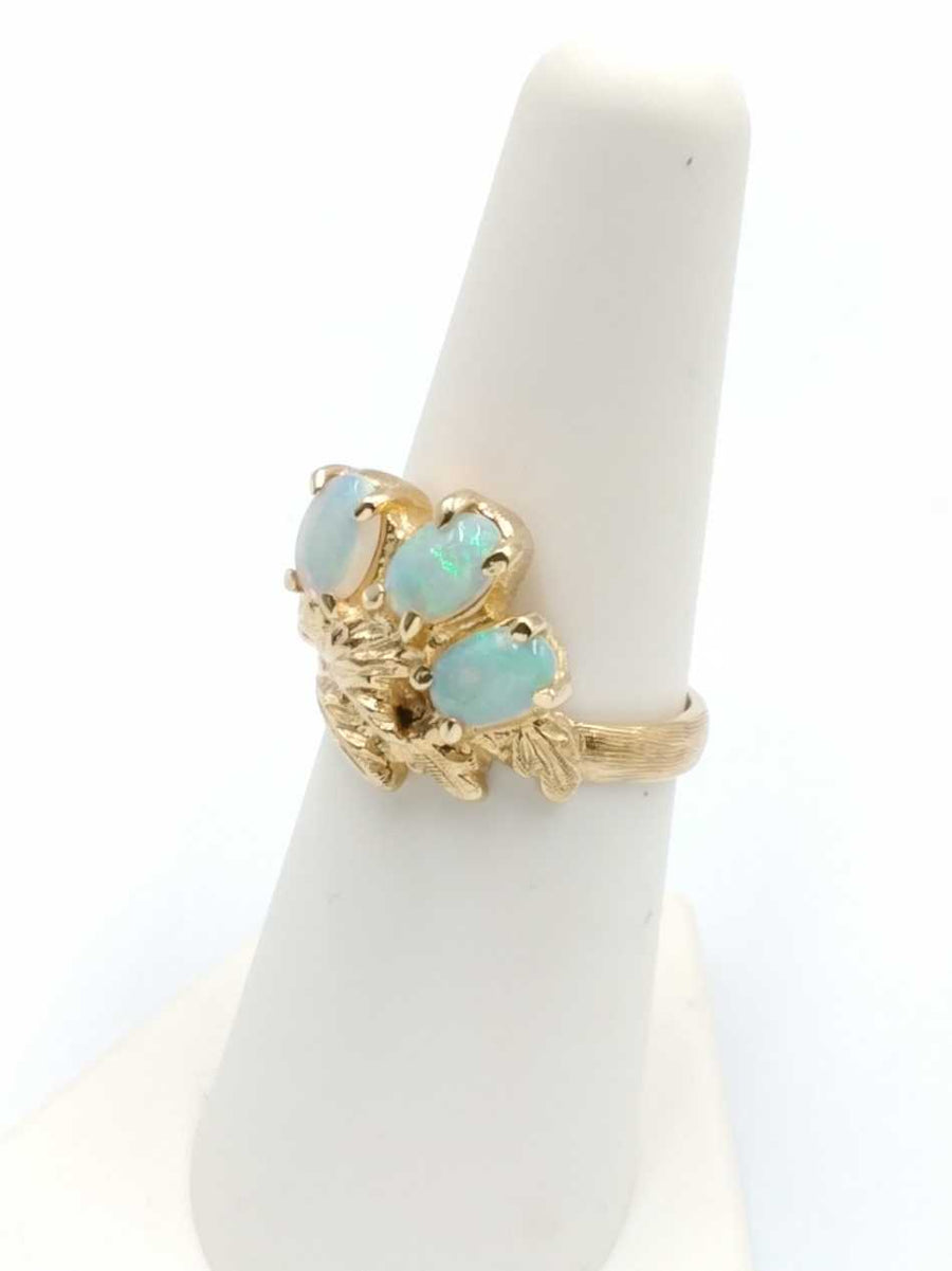 Women's Ring - Yellow Gold 14k (.585) 5.9 grams Size 7