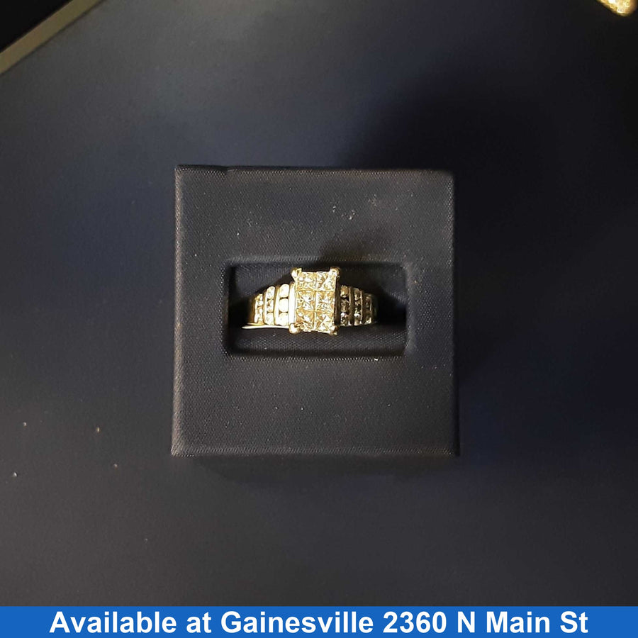 Women's Ring - White Gold 14k (.585) 5 grams Size 7