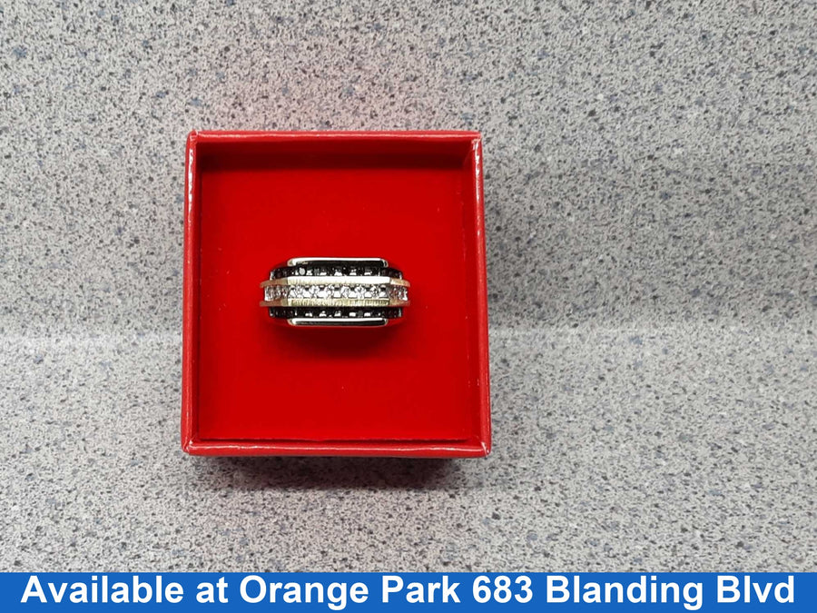 Men's Ring - Yellow Gold 10k (.417) 4.8 grams Size 10
