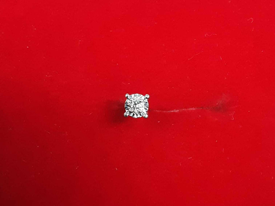 Single Stud Earring - Silver 0.4 grams