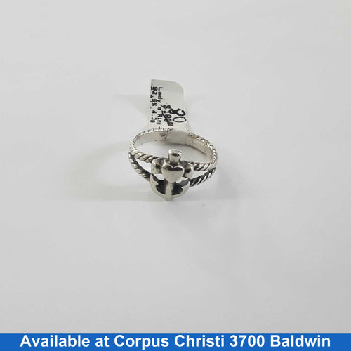 Women's Ring - Silver 4.3 grams Size 8