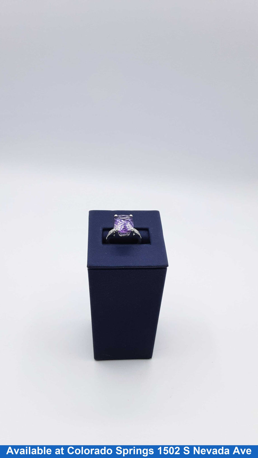 Women's Ring - White Gold 10k (.417) 3.5 grams Size 5.5