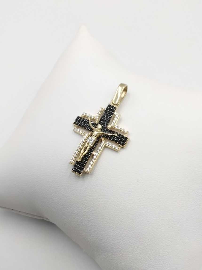 Crucifix Necklace Pendant Cubic Zirconia- Yellow Gold 10k (.417) 3.1 Grams