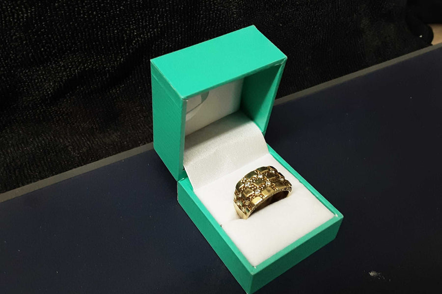 Men's Ring - Yellow Gold 10k (.417) 4.6 grams Size 10