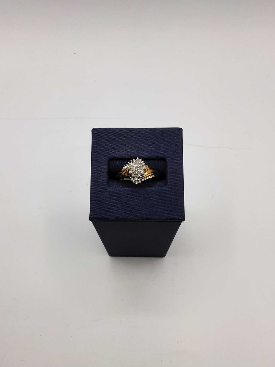 Women's Ring - Yellow Gold 10k (.417) 2.6 grams Size 6