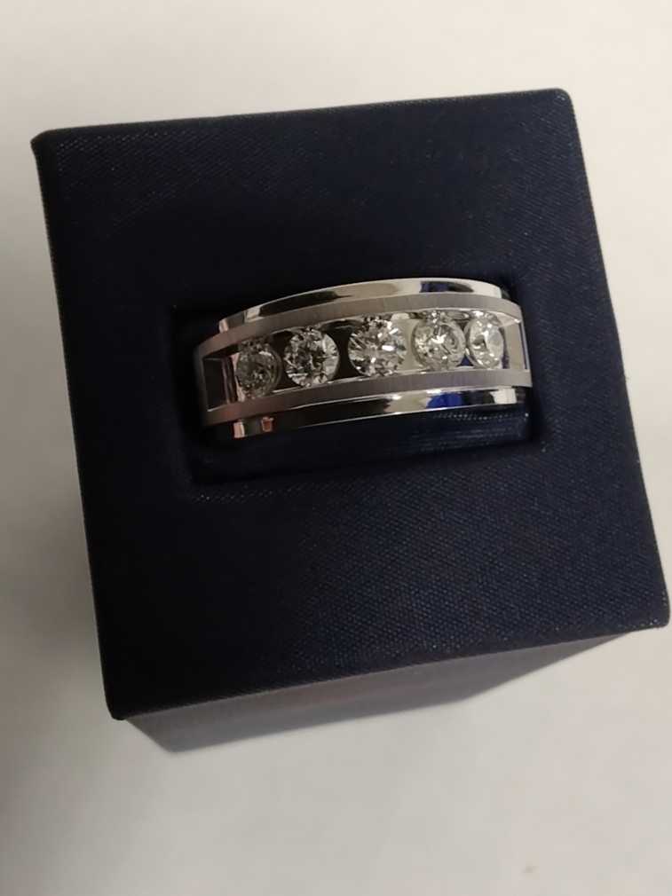 Ring - Wedding Band - White Gold 10k (.417) 8.9 grams Size 10