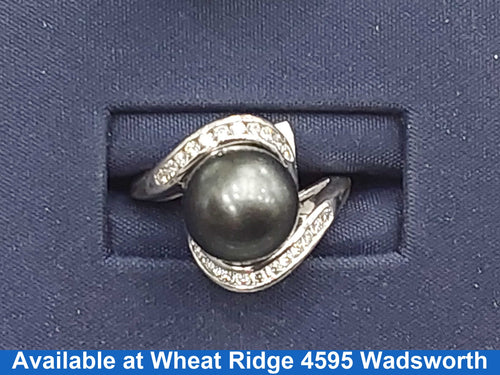 Women's Ring - White Gold 14k (.585) 5.8 grams Size 6.5