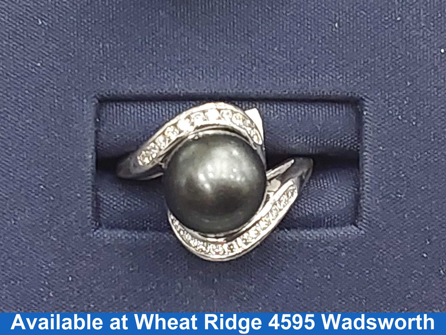 Women's Ring - White Gold 14k (.585) 5.8 grams Size 6.5