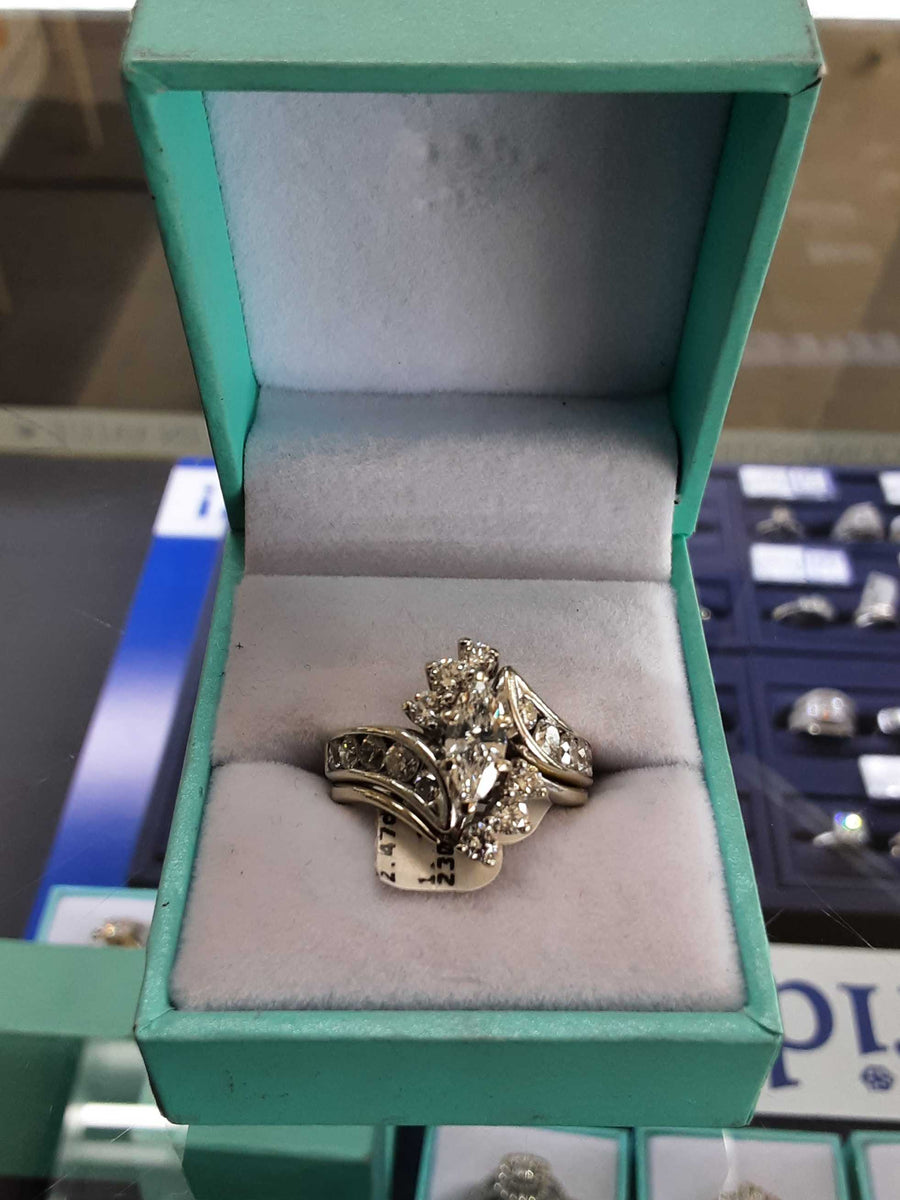 Ring - Wedding Set - White Gold 14k (.585) 10.6 grams Size 7