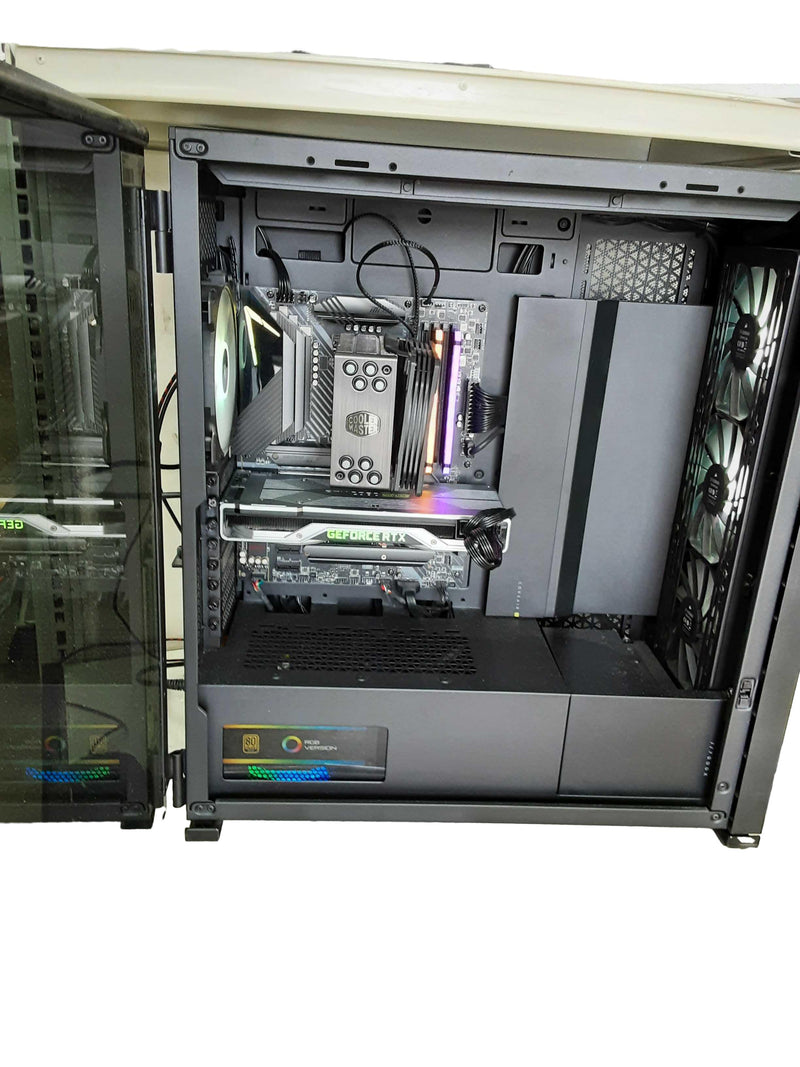 Corsair 7000x Amd Ryzen 7 Pro 32 Gb 12 Tb Black Desktop