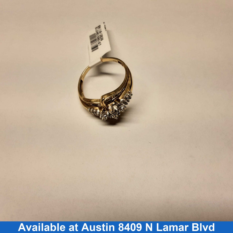 Women's Ring - Solitaire - Yellow Gold 10k (.417) 3 grams Size 8