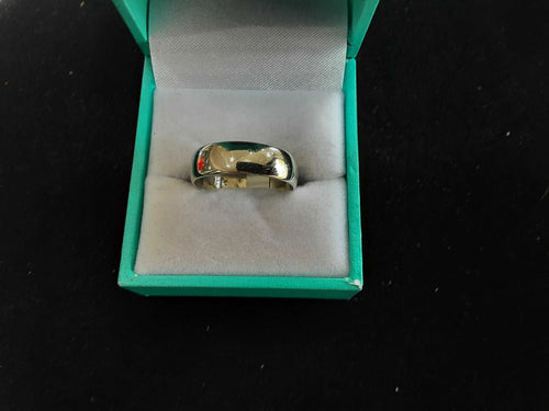 Ring - Wedding Band - White Gold 14k (.585) 4.7 grams Size 8