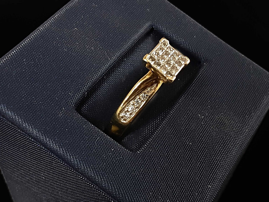 Women's Ring - Yellow Gold 14k (.585) 2.8 grams Size 6.5