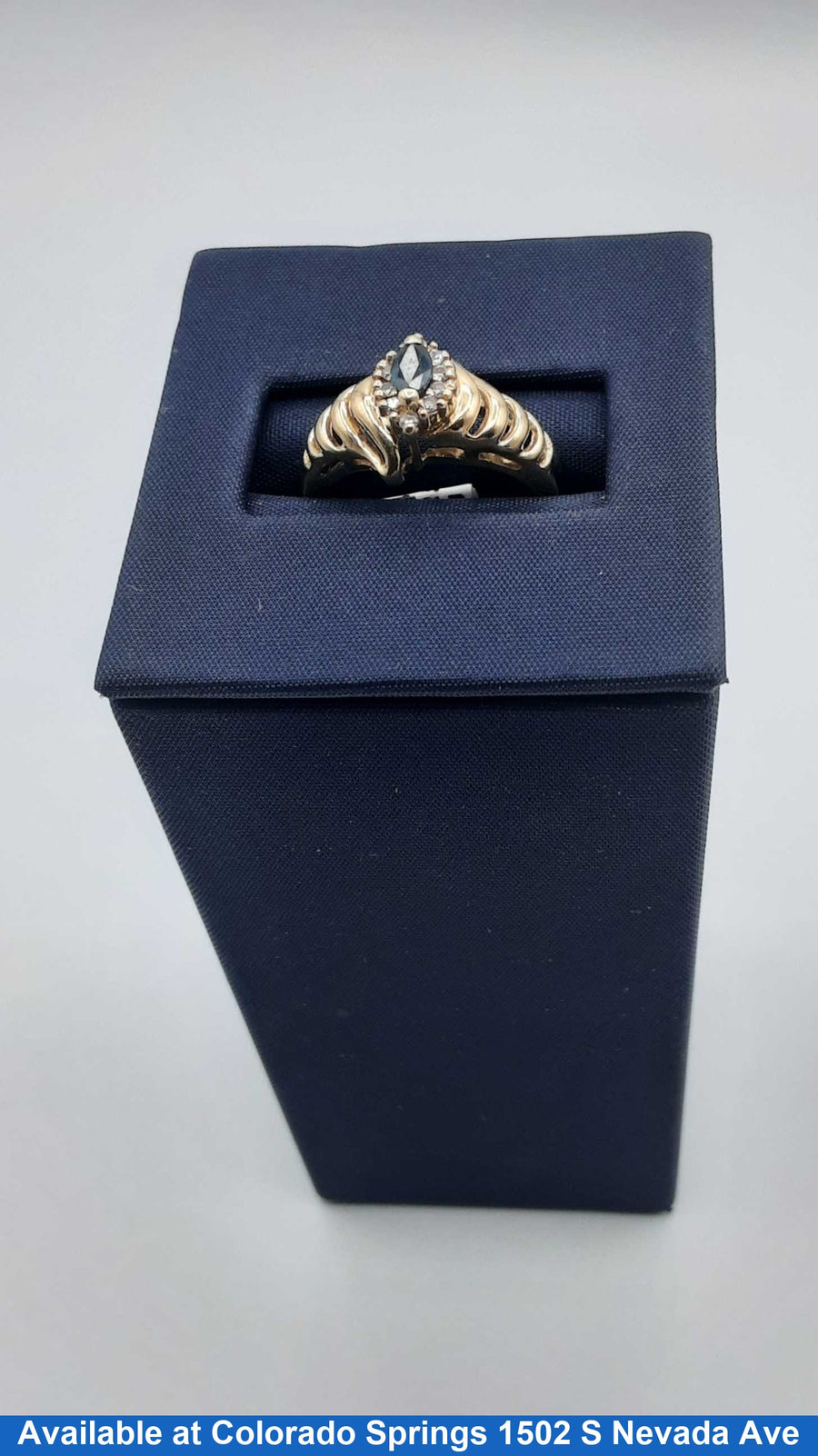 Women's Ring - Yellow Gold 10k (.417) 2.9 grams Size 6