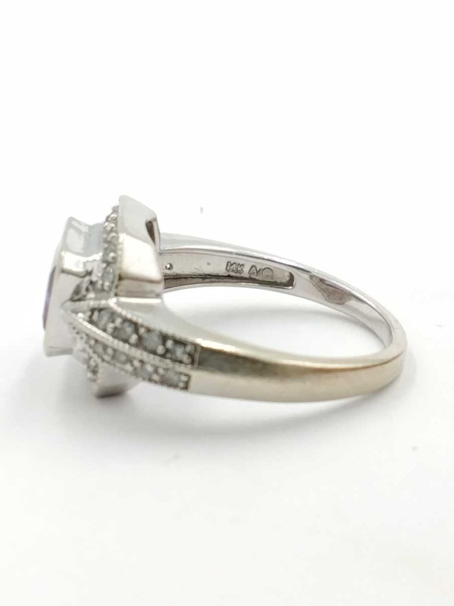 Women's Ring - White Gold 14k (.585) 4.5 grams Size 7