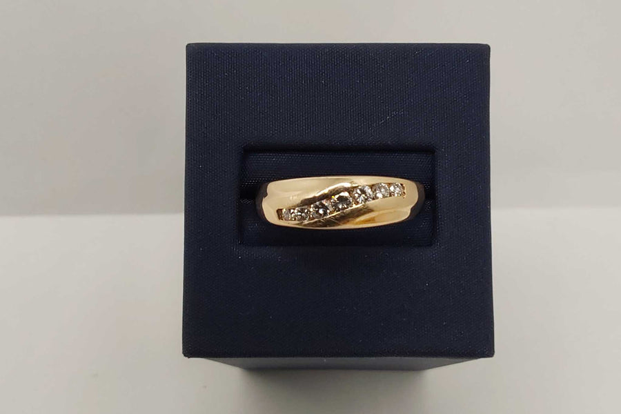 Men's Ring - Yellow Gold 14k (.585) 3.1 grams Size 11