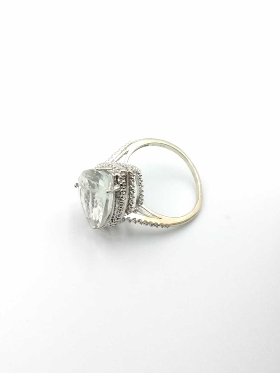 Women's Ring - Solitaire - White Gold 10k (.417) 5 grams Size 8
